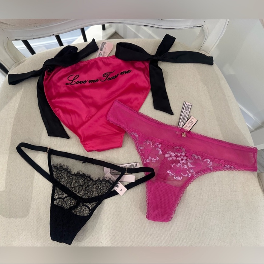 Size Small Victoria's Secret Limited Edition Pink and Black Lace Panties NWT - Picture 6 of 6